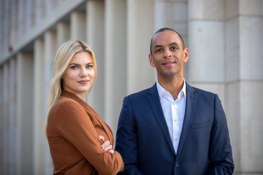 Nina Schneider und Cedrick Wolf begleiten mit Conect Digital Kunden in Bereichen, für welche die eigene Expertise oder auch Ressourcen fehlen... 