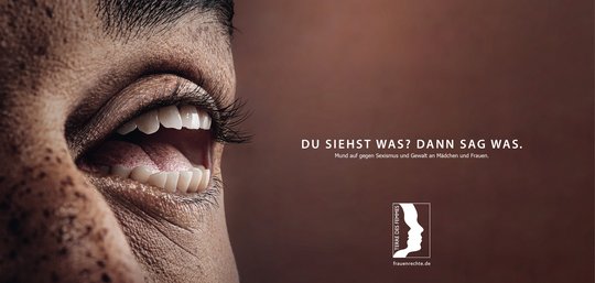 Aus offenen Männeraugen werden offene Münder, gekoppelt mit der Aufforderung «Du siehst was? Dann sag was.»...     (Bild: TBWA\Zürich) 