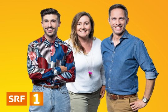 Gabriel Crucitti, Christina Lang und Adrian Küpfer (v.l.) moderieren die neue Sendung «Eins für d Familie»... (Bild: ©SRF)