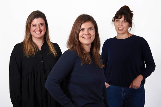 Manuela Brunner, Nathalie Eggen und Eva Boretti (v.l.) sollen frischen Drive zu Jung von Matt an der Limmat bringen...                 (Bild: zVg.)