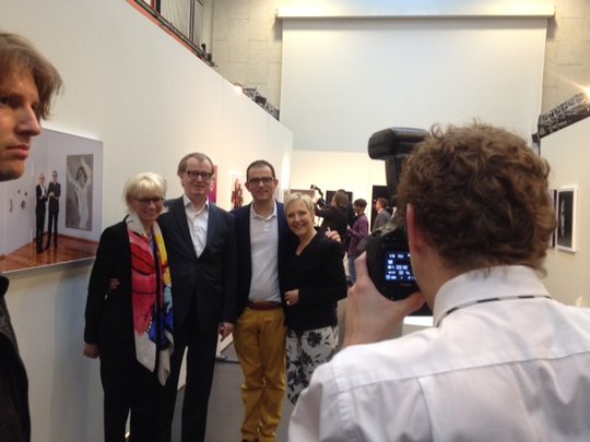 «Basel in Portraits»: Fotograf Lucian Hunziker (4. von links) wird selber portraitiert