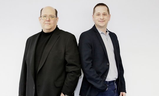 Die neuen Verleger der «PferdeWoche»: Chefredaktor Sascha P. Dubach (l.) und der stv. Chefredaktor Florian Brauchli... (Bild zVg)