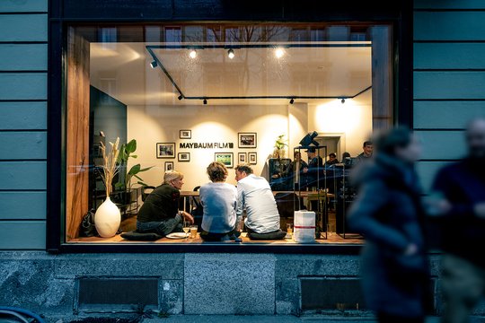 Die Eröffnungsfeier im Berner Breitenrein hat mit rund 100 geladenen Gästen, Foodtruck und Live-Musik stattgefunden…    (Bild: zVg)