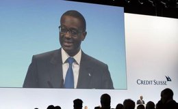 CS-CEO Tidjane Thiam bei der Präsentation