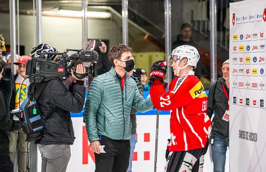 Neu werden alle Spiele der A-Nati der Frauen und Herren live bei SRF, RTS und RSI gezeigt. (Bild zVg)