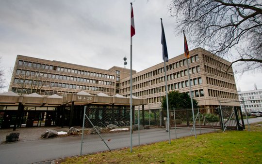 Trotzt zweier Untersuchungen bleiben viele Fragen unbeantwortet: Das «Pentagon» an der Berner Papiermühlestrasse... (Bild: © admin.ch)