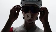Der ästhetisch schlicht gestaltete Werbespot «La Beauté du Sport» für Ochsner Sport beschert Thjnk Zürich Doppel-Gold... (Bild: zVg / Screenshot)