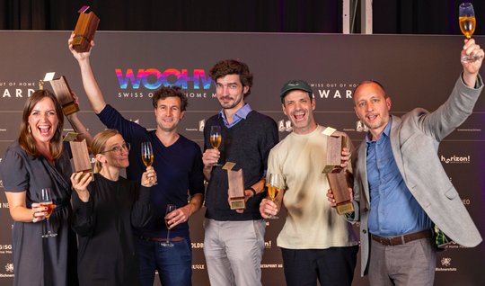 Die Freude ist gross: Das Siegerteam mit Sandy Pfuhl, Fabienne Schoberth, Nico Ammann, Simon Rehschle, Adrian Staehelin und Gregor Eicher... (v.l.n.r) (Bild zVg)