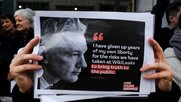 Über das Schicksal von Julian Assange wird am 4. Januar 2021 entschieden, falls ihn Donald Trump nicht vorher begnadigt....    (Bild: Amnesty International Schweiz)