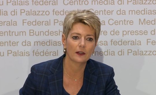 Karin Keller-Sutter: «Es ist mit dem Internet und vor allem den sozialen Medien einfacher geworden, sich mit Aufrufen zu Hass Gehör zu verschaffen.»