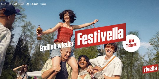 Die «Festivella»-Kampagne spielt darauf an, dass die besten Festivalmomente nicht auf der Bühne, sondern zwischen den Songs passieren…   (Bild: Family/zVg)