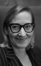 TinaRodriguezwechseltvonLibertyGlobalzuZattooalsChiefConsumerOfficerberichtetKleinReport