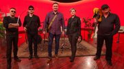 Sie wurden wegen ihrer politischen Musik vom Wettbewerb disqualifiziert - die Band Galasy ZMesta... (Bild © ESC)