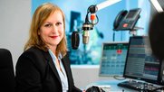 Nicoletta Cimmino macht sich als Autorin und Podcast-Produzentin selbständig. (Bild © SRF)