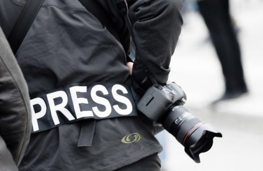 Fotograf Steeve Iuncker war am 9. Februar für die «Tribune de Genève» im Einsatz...    (©RSF/Symbolbild)