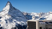 Schöne Aussichten: Der Vertrag umfasst 260 Werbeflächen im Umkreis der ikonischen Matterhorn-Pyramide... (Bild: zVg)