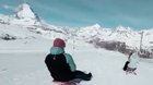 Schlitteln mit freier Sicht aufs aufs Matternhorn: Video-Still aus dem Spot der Berner Kommunikationsagentur CRK... (Bild: Screenshot KR)