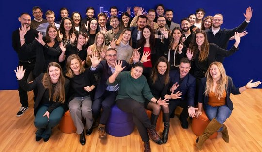 Die Mitarbeiter von Biggie Switzerland stehen auch für reale Inhalte... (Bild: zVg (Biggie))