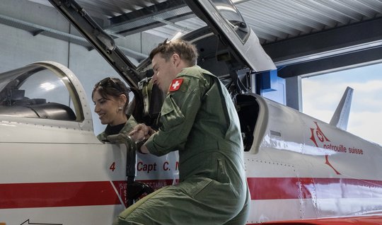 Folge 3 vom 9. September: «Mensch Meier» mit Vanessa Meier und dem Patrouille-Suisse-Piloten Claudius Meier...   (Bild CH Media zVg)