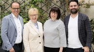 Starten die Zusammenarbeit mit einer «Tomaten»-Ausgabe: Mitinhaber von «le menu» Jürg Rykart, Annemarie Wildeisen und Florina Manz sowie Valentin Kälin, Mitinhaber von «le menu»… (v.l., Bild: Medienart/zVg)