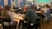 Beim «Speedmentoring» werden 24 Mentees von acht «C-Level-Marketers» beraten... (Bild: zVg)