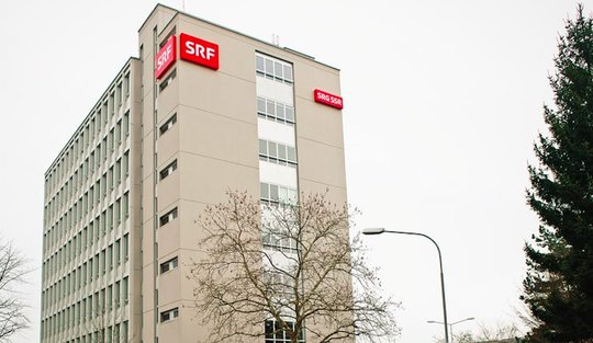 SRG-Basis segnet Deal ab: Das Baurecht am Radiostudio Brunnenhof in Zürich-Unterstrass geht von der SRG auf die Stadt Zürich über. (Bild © SRF)