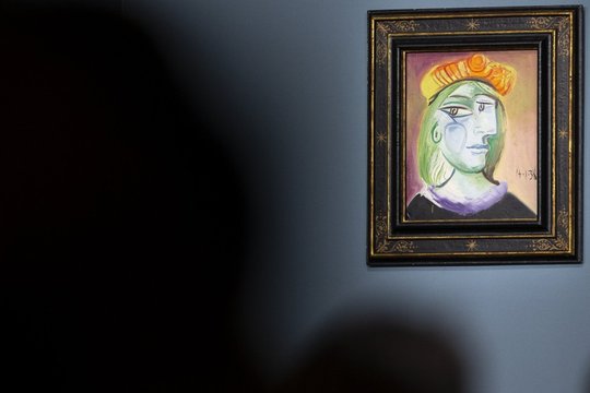 Pablo Picasso, «Femme au béret rouge-orange», 1938, Öl auf Leinwand, 46 mal 38 Zentimeter, verkauft in Las Vegas für 40,47 Millionen Dollar...     (Bild: Sotheby's)