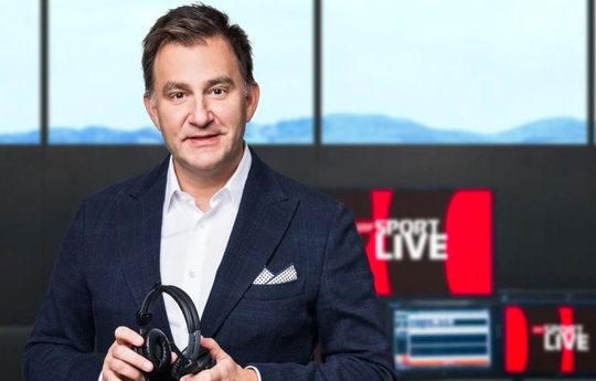 Hat sich verbal verbdribbelt: SRF-Reporter Sascha Ruefer... (Bild © PD SRF)