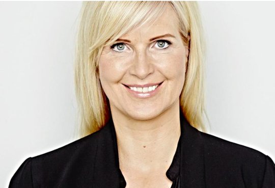 Während sich die Aktionäre die Hände reiben, ruft CEO Jessica Peppel-Schulz die Parole der Nuller-Jahre aus: «Digital first»...    (Bild Tamedia/zVg)