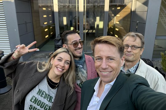 Das Pitch-Team in Essen: Adriana Pokus, Jaykson Bilbao, Moritz Schneider und Jürgen Storp (v. l., Bild zVg/Mediaschneider)