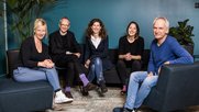 «Musik für einen Gast». Gruppenbild der Moderatorinnen und Moderatoren (v.l.): Irene Grüter, Hannes Hug, Eva Oertle, Melanie Pfändler und Michael Luisier…    (Bild: SRF)