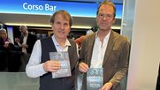 Lukas Heim (l.) und Arthur Rutishauser an der Buchpremiere im Zürcher Kino Corso...    (Bild: Klein Report/TRE)