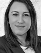 FrancescaConestabileleitetneudasAPG-BuroimTessin-wieKleinReportberichtet