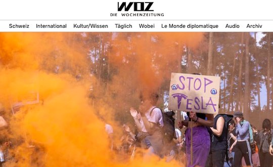 Corpus Delicti: Mit der Abbildung des Protestschildes mit dem «T» im Stil des Firmenlogos werde das Copyright verletzt... (Bild: Screenshot woz.ch)