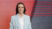 Der Stellenabbau bei SRF sei «vorbehältlich der Resultate aus dem anstehenden Konsultationsverfahren», erklärt Nathalie Wappler   (Bild SRF/G. Vaitl)