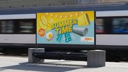 Picknickdecke, Badminton-Set, Fussball: Mit einer Sammelaktion bereitet Coop auf die Zeit im Freien vor... (Bild: zVg)