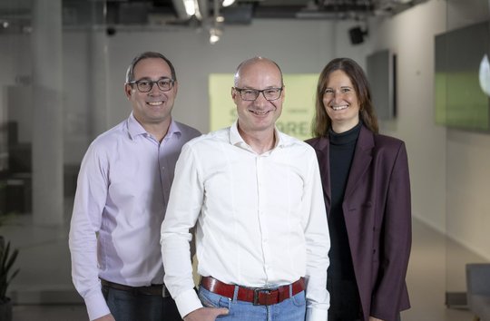 CEO Marc Cadalbert (l.), Chief Operating Officer Maik Duff und Finanzchefin Romina Abrecht-Gelmi…     (Bild: zVg.)