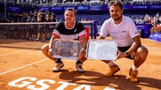 Dominic Stricker (links) mit Stan Wawrinka beim Swiss Open 2023 in Gstaad...(Bild: zVg)