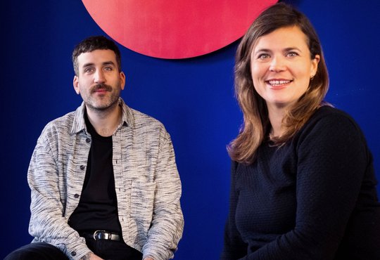 Valentin Cheli und Nathalie Eggen leiten das neue Büro «kids creative agency» in Zürich...