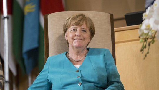 «Sie kennen mich», hatte Angela Merkel 2013 in ihrem Schlusswort des TV-Duells behauptet. Es gibt aber auch noch eine unbekannte Frau hinter der mächtigsten der Welt...