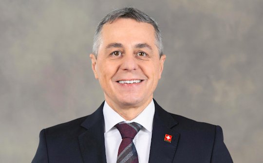 Der Aussenminister warb für die Schweiz als Friedensstifterin und als Handelspartnerin... (Bild: EDA / Béatrice Devènes)