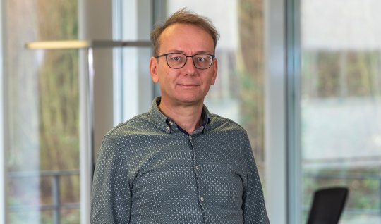 Geiger war 22 Jahre lang Chefredaktor der «Zürichsee-Zeitung»... (Bild: zVg)