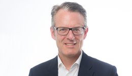 Passen zurück als Chief Revenue Officer