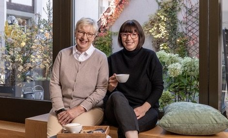 Nach dem abrupten Wechsel von «Kochen» hatten Annemarie Wildeisen (l.) und Tochter Florina Manz den Wunsch nach einem unabhängigen Magazin, das sie in Eigenverantwortung und mit viel Liebe produzieren...   (Bild zVg)