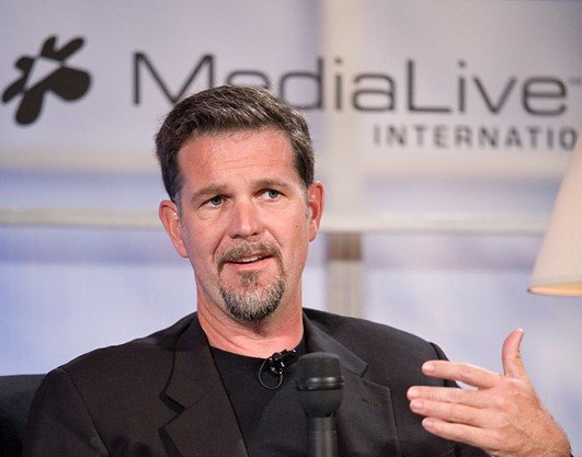 Reed Hastings tritt als CEO von Netflix zurück und bleibt dem Unternehmen als Executive Chairman treu... (Bild: © wikipedia)