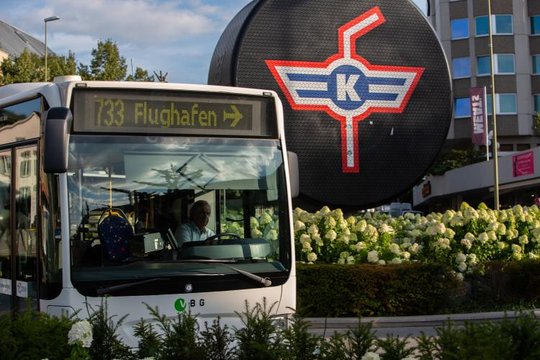 Der Kreisel hat sich für die Bevölkerung von Kloten zu einem Wahrzeichen entwickelt...