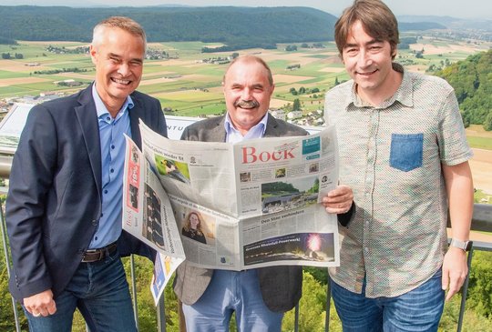 Verlagsleiter Andreas Wittausch, Kurt Bühlmann und Chefredaktor Daniel Thüler (v.l.)