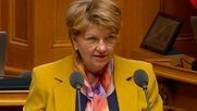 Der Nationalrat macht Tempo in der Debatte um die SRG: Viola Amherd argumentierte vergeblich für den Fahrplan des Bundesrats... (Screenshot parlament.ch)