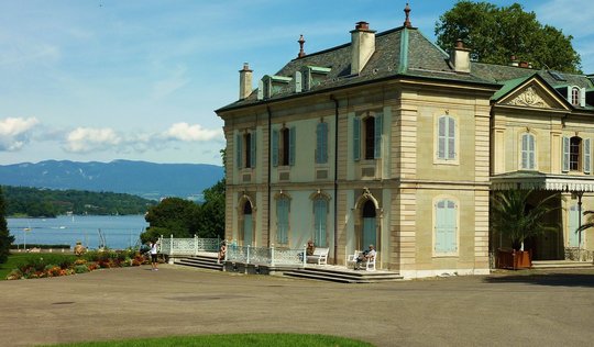 Die Villa la Grange wird Schauplatz des historischen Gipfeltreffens und gleichzeitig Werbemittel für das internationale Genf...