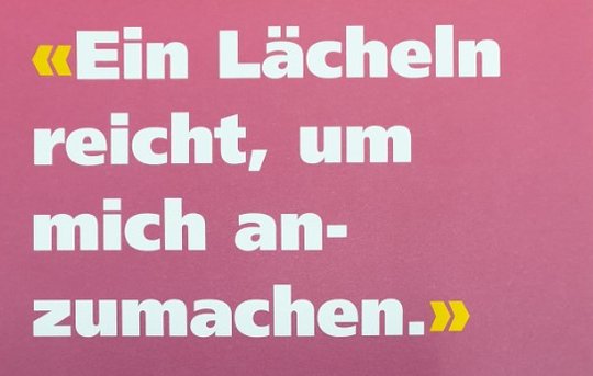 Werbe-Flyer für eine App der Postfinance: Empörte Reaktionen vom Schalterpersonal...